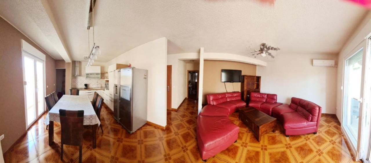 Apartments Naomi And Marsel Trogir Exterior photo