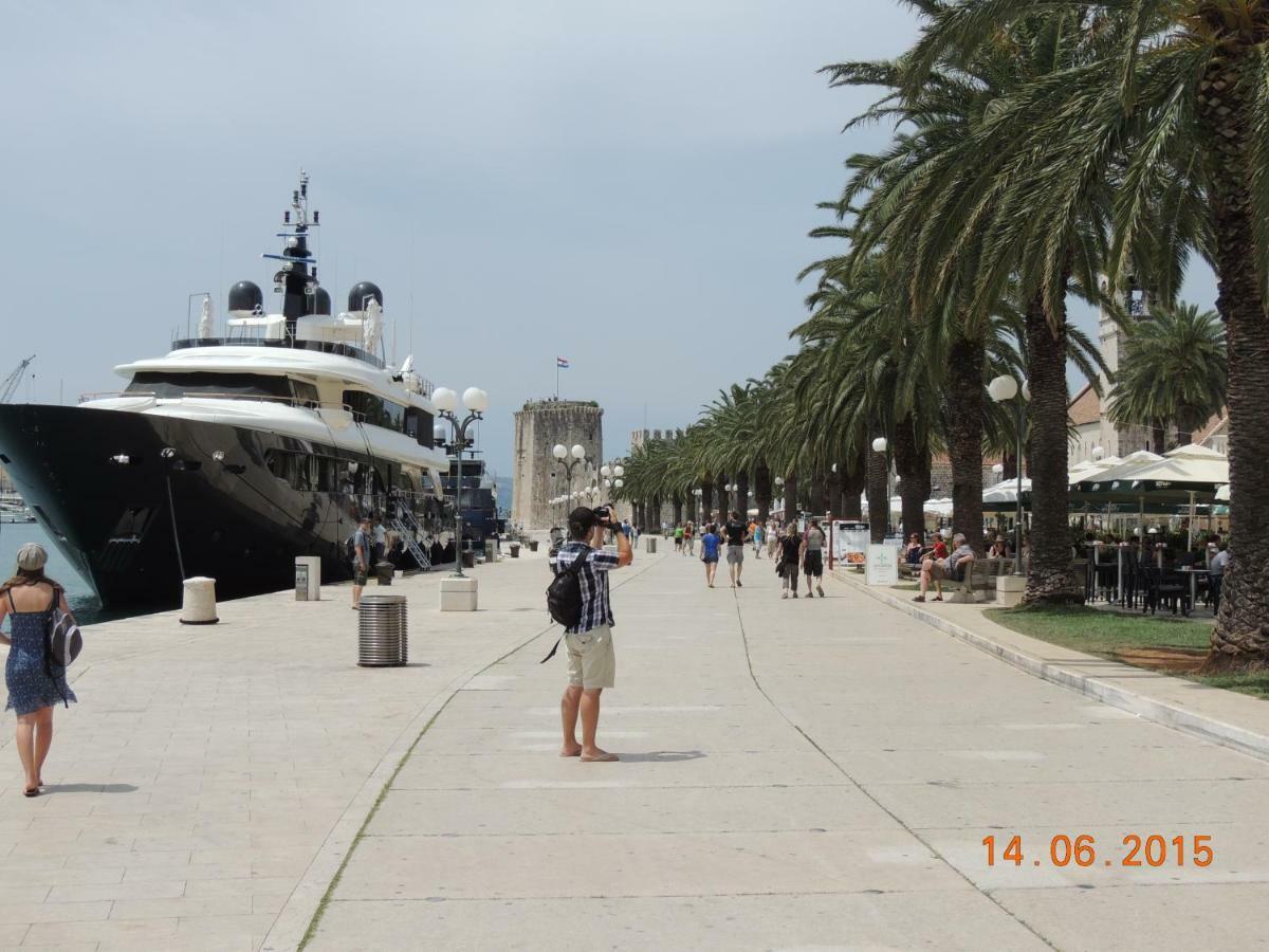 Apartments Naomi And Marsel Trogir Exterior photo